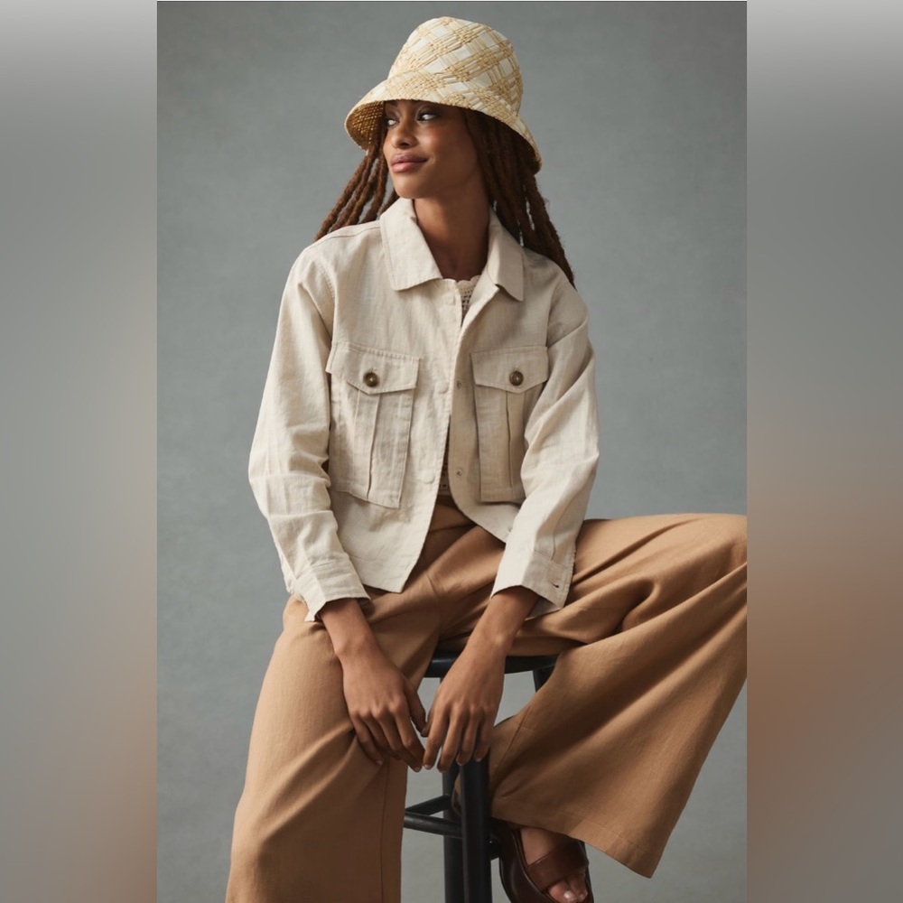 Anthropology Dolan jacket NWOT vs EUC. Size
S, linen blend, in an oatmeal color - Picture 2 of 9